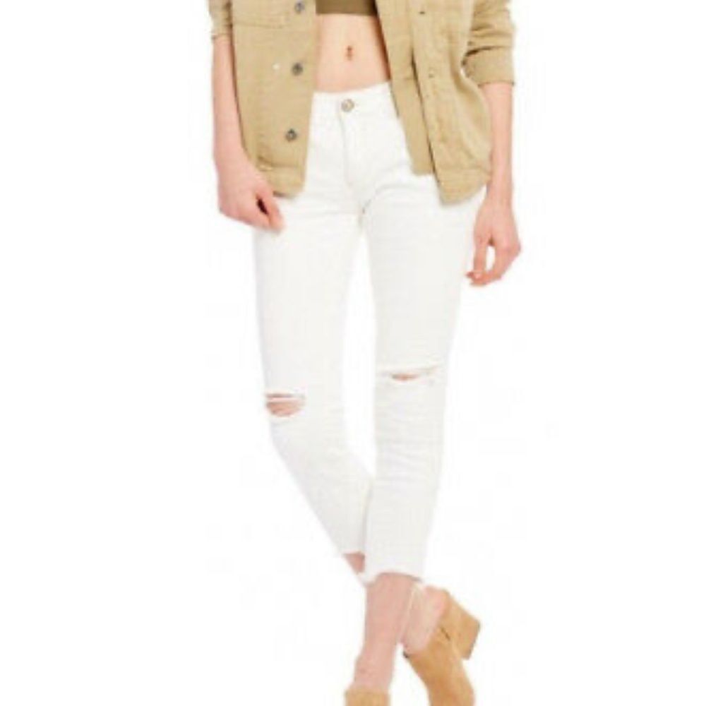 Free People Hong Kong White Destroyed Skinny Crop Topstitch‎ Raw Hem Jeans Sz 24